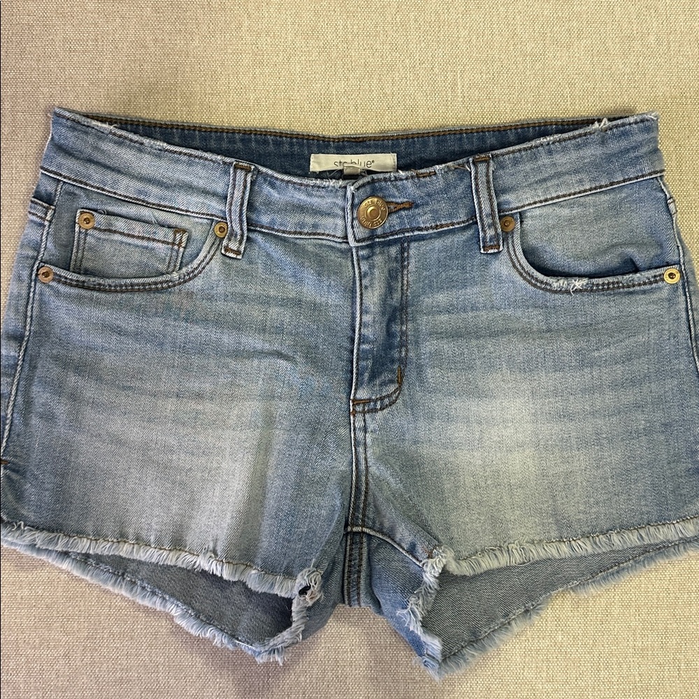 STS Aubry Mid Rise Blue Frey Hem Denim Shorts Size 26 Stitch Fix